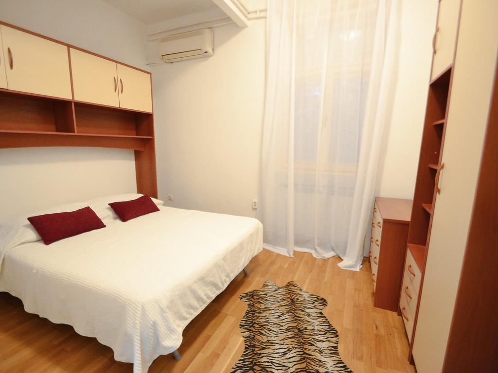 Nice Home In Opatija With Kitchen Camera foto